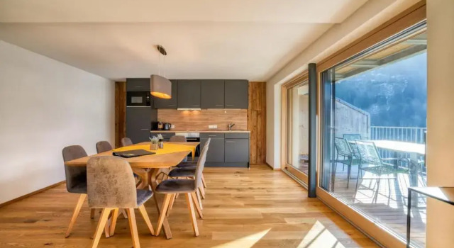 Hus23, Book Hotel Hotels in Vorarlberg with Parking, Parking