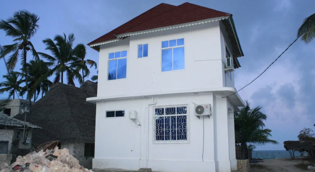 Storm Sailor Villa