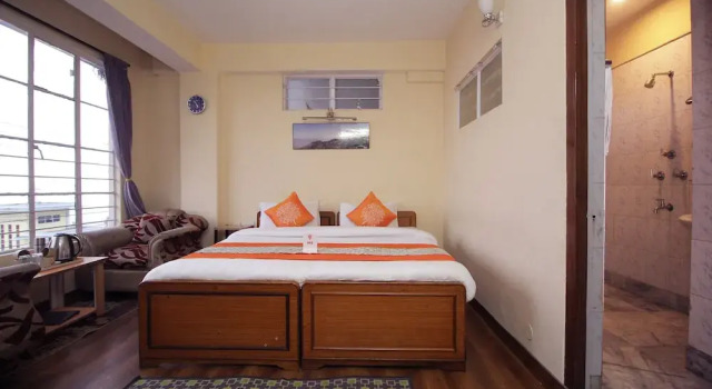 OYO 4457 Hotel New Vaishali, Забронировать Отель Отели Дарджилинг 3 звезды, рядом с Храм Махакал Мандир, 3*