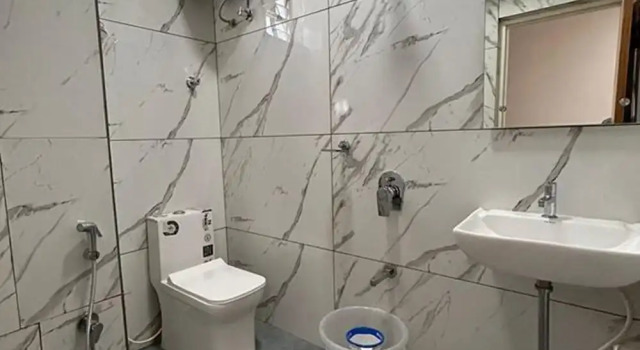 Номер Deluxe FabHotel Prime Anika Suites