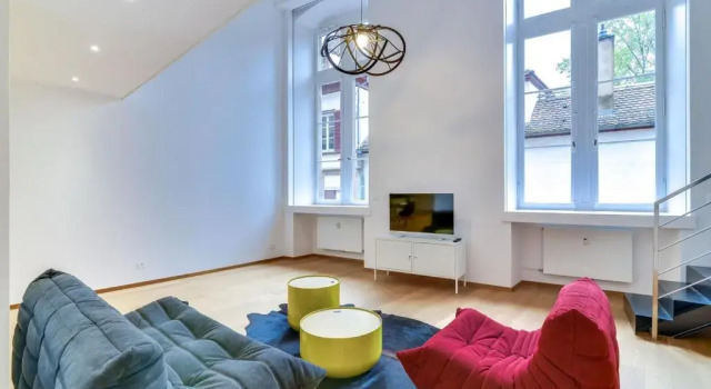 High Standing Comfortable Loft 125m2 city center, Забронировать Отель Отели Страсбурга с парковкой, рядом с Площадь Республики, Парковка