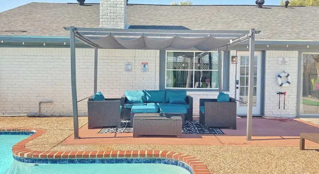 Sageview Cottage 4 BDR w/ Pool, Pet Friendly!, Buchen Sie Ferienhaus Houston Texas Gulf Coast
