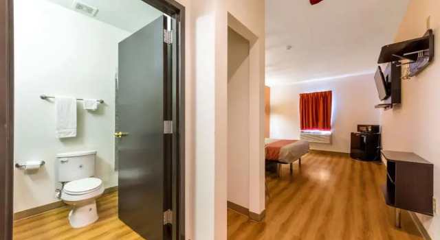 Номер Standard Motel 6-Jourdanton, TX
