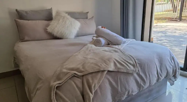 Апартаменты Atterbury self catering studios