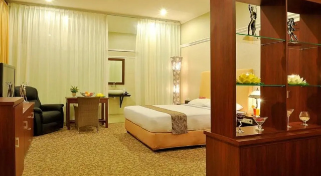 Grand Tryas Hotel, Book Hotel North Cirebon West Java