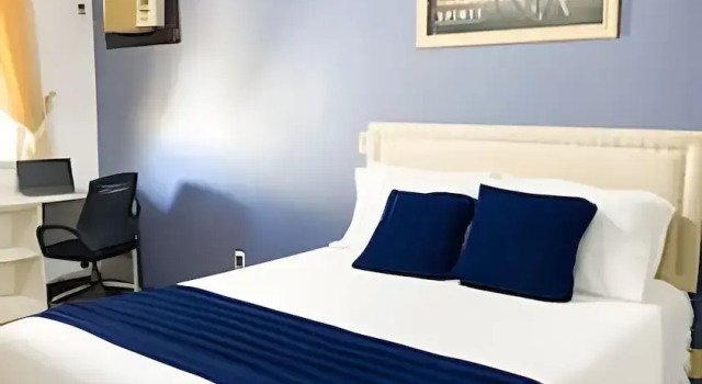 Casa 3 suites 1 quarto piscina AC 10 Hos