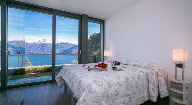 Sant Andrea Giardino, Book Lejlighed Hoteller i Menaggio med pool, Swimmingpool