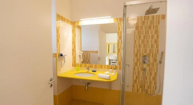 Двухместный номер Deluxe с видом на море Hotel Baia Di Trainiti