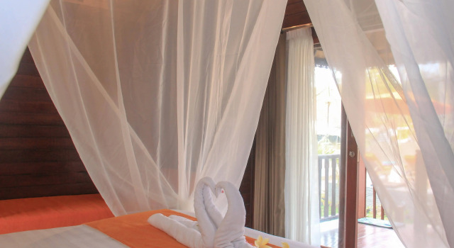 Dinatah Lembongan Villas, Забронировать Отель Отели Лембонган с парковкой, рядом с Пляж Нуса Лембонган, Парковка