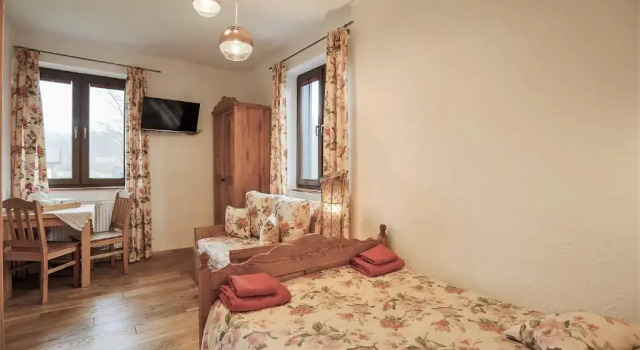 Dom Gościnny Borsuczyna, Réserver Hôtel Strzebowiska Bieszczady