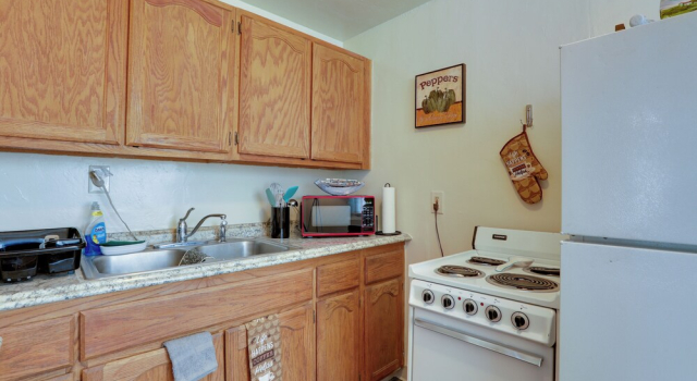 Апартаменты Home Close to I-80, Industrial Ctr & Hospitals