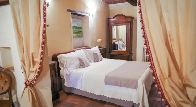 Pienzalettings "Suites", Забронировать Отель Пьенца Валь д’Орча