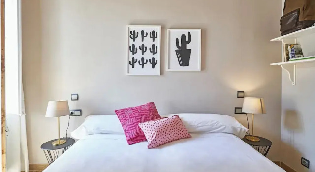 Апартаменты BeBarceloner Sants Apartments
