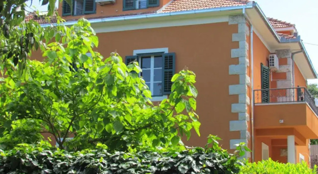 Апартаменты Apartment Bačvice Holiday with free parking