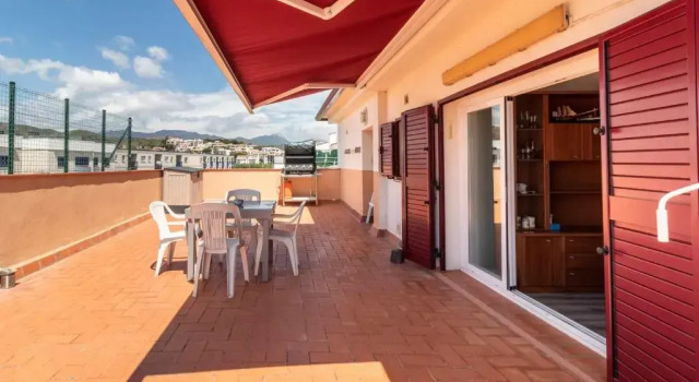 SANT CARLES 27 ático con terraza y barbacoa