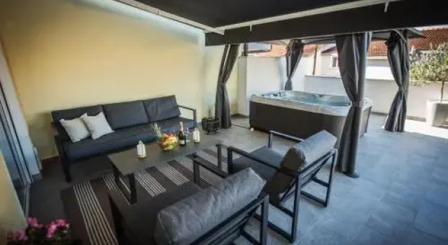Apartman Nina, Забронировать Апартаменты/квартира Имотски Dalmatian Zagora, рядом с Blue Lake