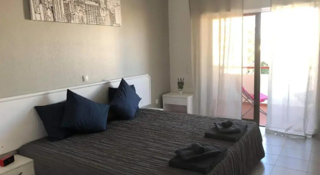 Linda Vista Mar T1, A-C, Wi-Fi, Porches, Rezerwuj Apartament Hotele w Algarve z parkingiem, Parking