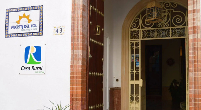 Casa Puerta del Sol, Забронировать Отель Отели Аркос-де-ла-Фронтера с парковкой, рядом с Монастырь Мерседариас, Парковка
