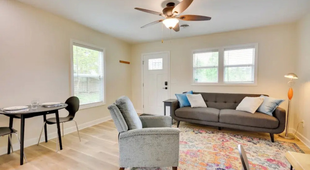 2 Mi to Downtown: Greensboro Home By Park!, Book Feriehus Greensboro North Carolina