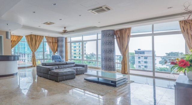 The Holiday Residence, Rezerwuj Hotel Hotele w George Town z basenem, Basen