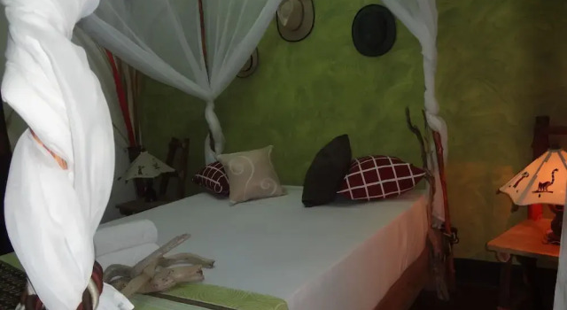 Home Sakalava, Buchen Sie Hotel Hell-Ville Nosy Be