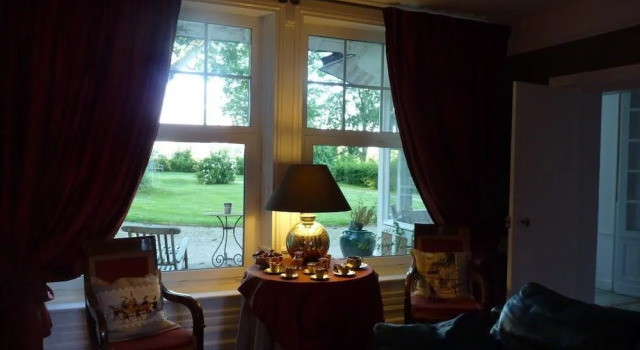 Chambres dHôtes Le Petit Sully, Varaa Hotelli Sully D-day Beaches