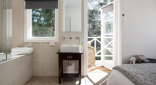 Lake Daylesford Apartments 4, Book Apartment Daylesford 