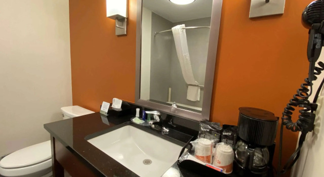 Четырёхместный номер Standard Sleep Inn & Suites Hurricane Zion Park Area