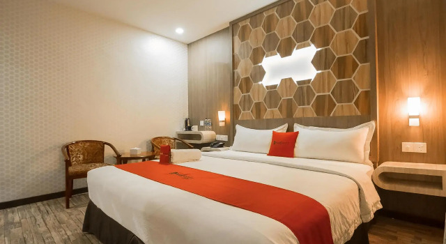 RedDoorz Plus near Mall Nagoya Hill Batam 3, Prenota Hotel Hotel SPA a Nagoya, SPA