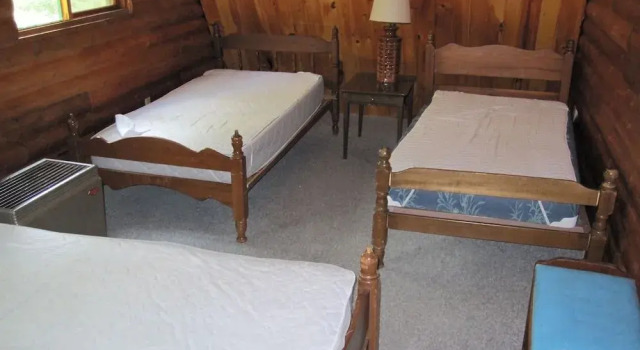 Slippery Winds Wilderness Resort, Varaa Lomakeskus Fort Frances Ontario
