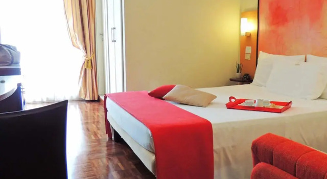 Трёхместный номер Standard с балконом Hotel HamilTown