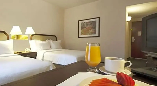 Четырёхместный номер Superior Fiesta Inn Toluca Tollocan