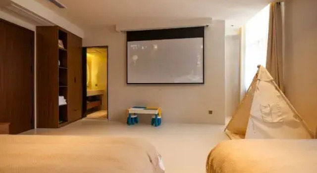 Тент Spruce Xiaozhu Homestay