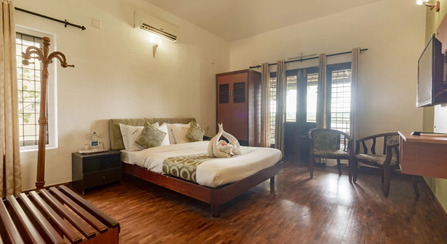 Вилла Karapuzha Village Resort