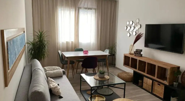 Апартаменты Seaview Apartments