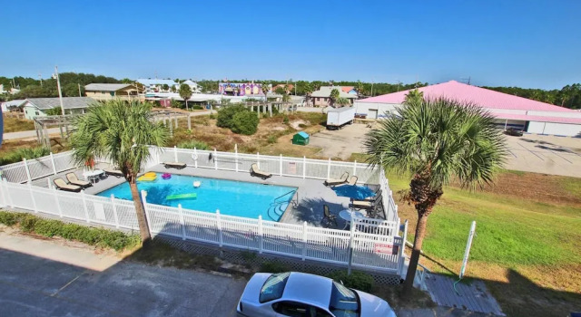 Номер Standard Seascape 102 by Youngs Suncoast