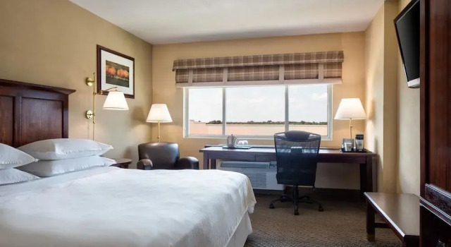Sheraton Midwest City Hotel at the Reed Conference Center, Buchen Sie Hotel Oklahoma City Oklahoma