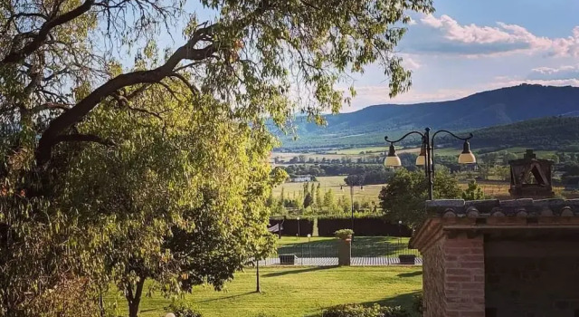 Семейные апартаменты La Fonte Di Montebuono