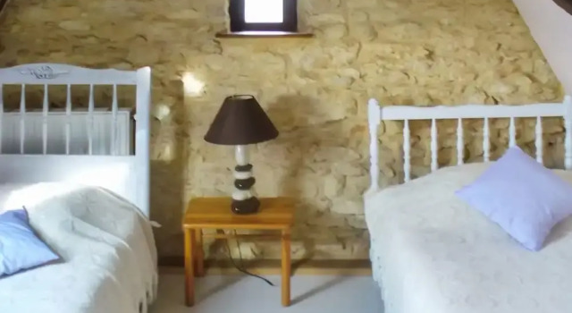 House With 2 Bedrooms in Les Eyzies-de-tayac-sireuil, With Enclosed Ga, Rezerwuj Dom wakacyjny Domki letniskowe w Dodogne Valley, Domek