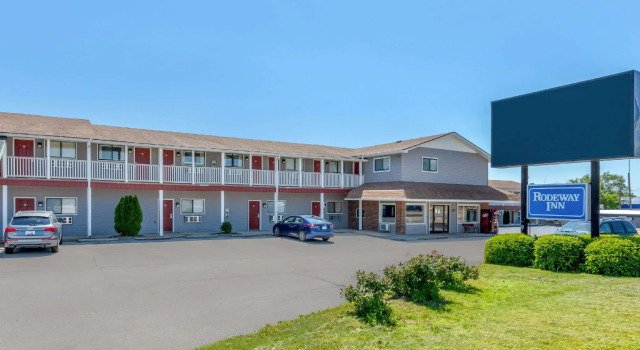 Rodeway Inn, Book Hotel Saint Robert Ozark