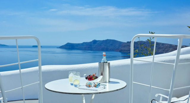 Люкс с видом на горы Kirini Suites & Spa Hotel