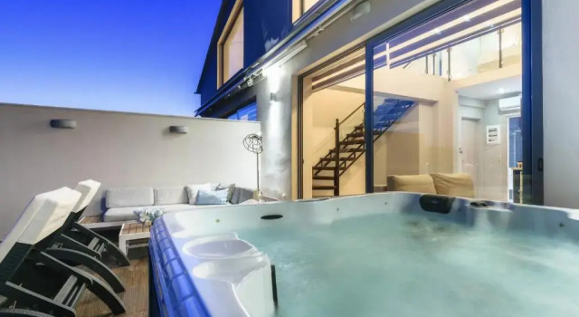 Апартаменты Deluxe Pearl Luxury Living