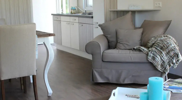 Comfortable chalet with microwave, Alkmaar at 15km