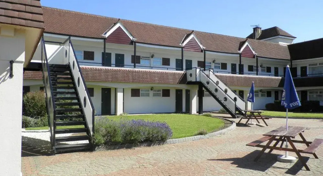 The Town & Country Lodge