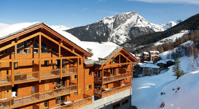 Modern apartment near the ski lift in an authentic village