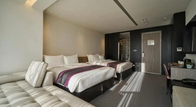 Семейный номер Deluxe Royal Roi Hotel