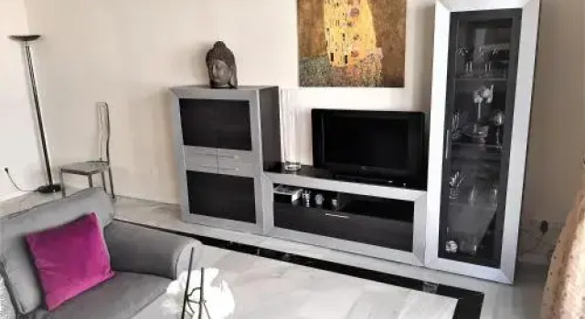 Beachside Luxury Apartment in Puerto Banus - Club Playas del Duque, Забронировать Апартаменты/квартира Отели Марбелья с парковкой, рядом с Casino Marbella, Парковка