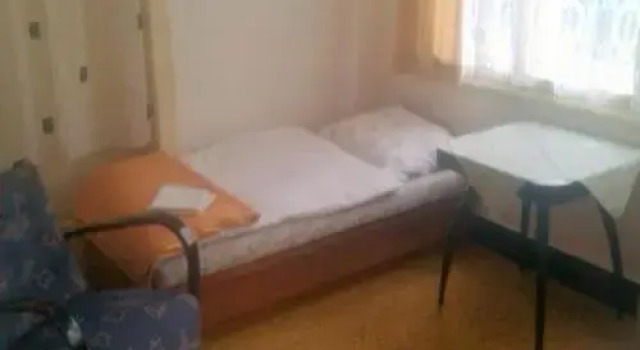 Guest House Nad Berounkou, Prenota Affittacamere Zbečno Krivoklatsko