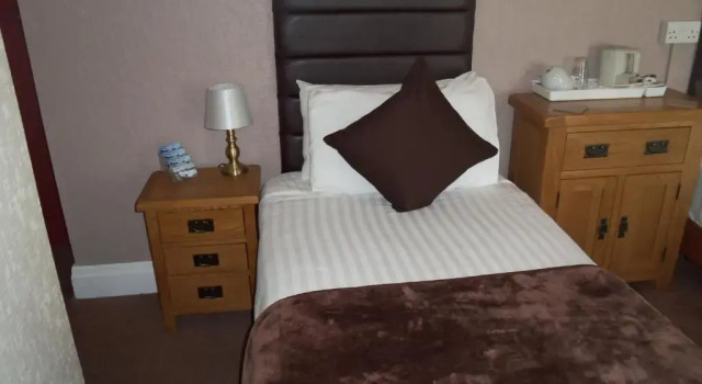Номер Standard Novello Blackpool