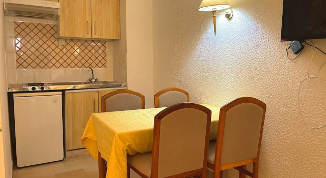 Апартаменты Comfort Residence Royal - Deluxe